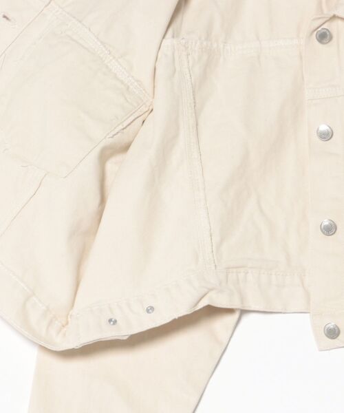 SPINNS（スピンズ）の「ショート丈デニムジャケット（デニムジャケット・レディース・アイボリー・ONESIZE）」の3枚目の写真