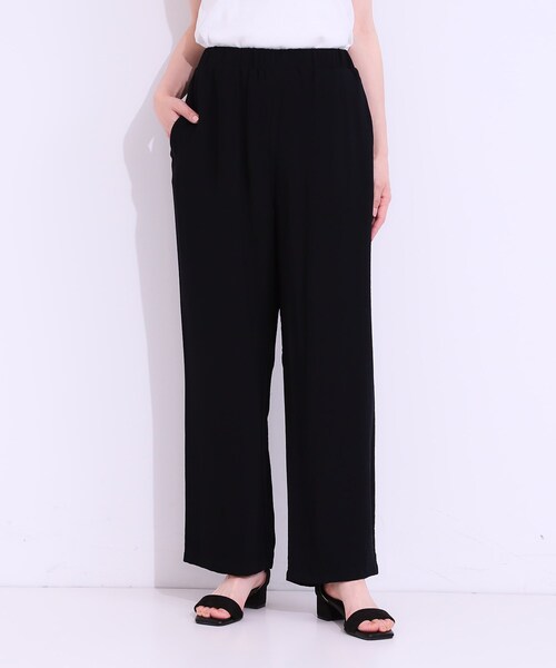 SHOO・LA・RUE（シューラルー）の「【S-LL/ひんやり】楽してきれい見え ドビースラブ ストレートパンツ（その他パンツ・レディース・ブラック/ブラウン系/グリーン・01/02/03/04）」の4枚目の写真