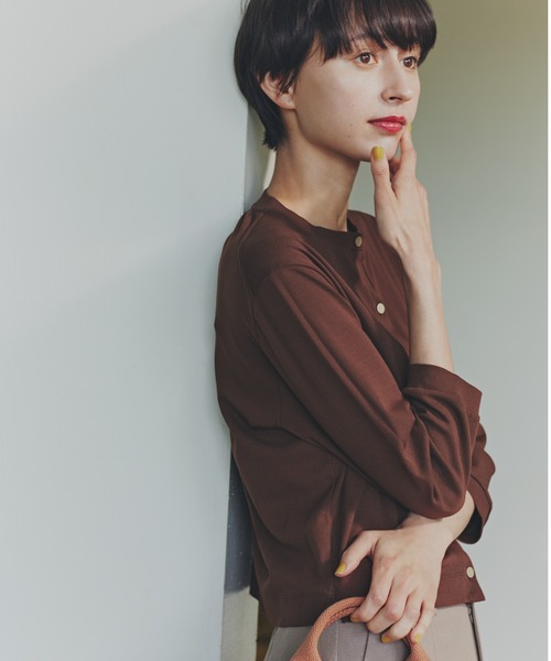 human woman(ヒューマンウーマン)の「◆クルーネックフライスカットソーカーディガン(カーディガン/ボレロ・レディース・ブラウン/ベージュ/ブラック・MEDIUM)」の3枚目の写真