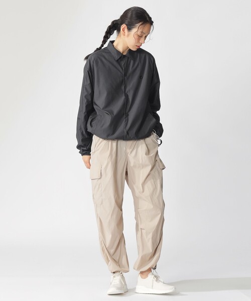 ECOALF（エコアルフ）の「ACT CLAIM コーチジャケット UNISEX 【日本限定】（ブルゾン・レディース・ベージュ系その他3/ブラック・L/M）」の8枚目の写真