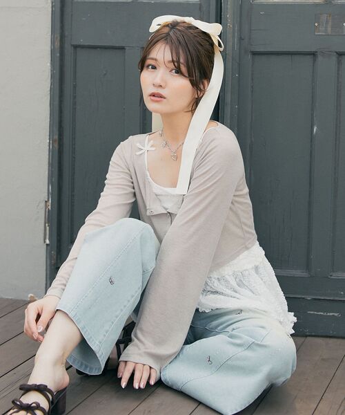 MAJESTIC LEGON(マジェスティックレゴン)の「バリエーションスリットデニム(デニムパンツ・レディース・ブルー系その他3/ブラック/ブルー・SMALL/MEDIUM/LARGE)」の4枚目の写真