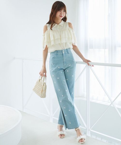 MAJESTIC LEGON(マジェスティックレゴン)の「バリエーションスリットデニム(デニムパンツ・レディース・ブルー系その他3/ブラック/ブルー・SMALL/MEDIUM/LARGE)」の14枚目の写真