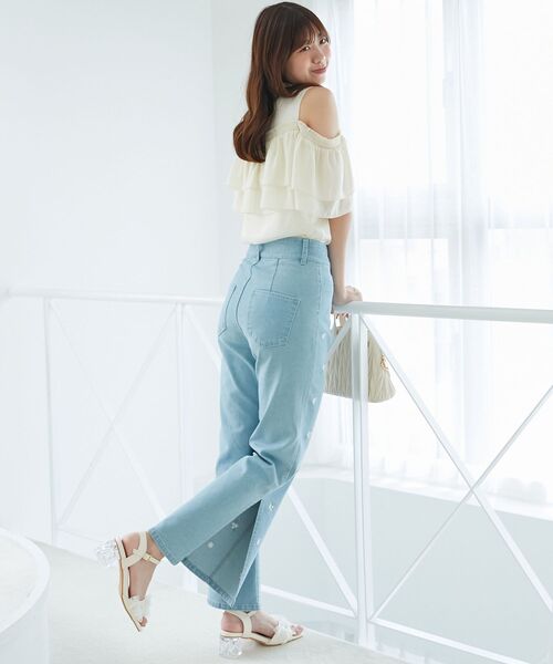 MAJESTIC LEGON(マジェスティックレゴン)の「バリエーションスリットデニム(デニムパンツ・レディース・ブルー系その他3/ブラック/ブルー・SMALL/MEDIUM/LARGE)」の16枚目の写真