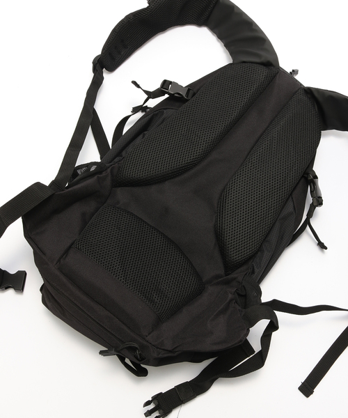 417 EDIFICE（フォーワンセブンエディフィス）の「FRENDO VESUBIE 22（バックパック/リュック・メンズ・ブラック/ブルー・FREE）」の13枚目の写真