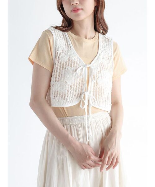 FIKA.(フィーカ)の「Ladder lace skipper vest(ベスト・レディース・ホワイト/ブラック・MEDIUM)」の10枚目の写真