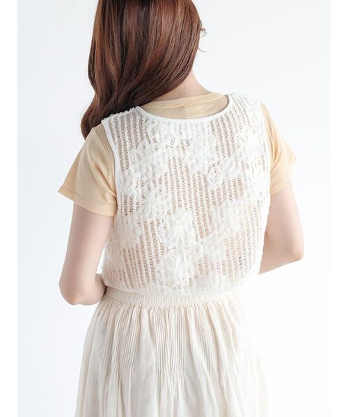 FIKA.(フィーカ)の「Ladder lace skipper vest(ベスト・レディース・ホワイト/ブラック・MEDIUM)」の12枚目の写真