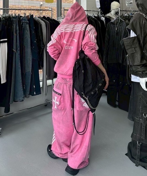 COZY WORLDWIDE(コージーワールドワイド)の「【Cozy world Wide】ROYAL KNIGHT CLUB WAXED - HOODZIP / 【コージーワールドワイド】ロイヤルナイトプリントラインジップパーカー(パーカー・メンズ・ピンク・M)」の4枚目の写真