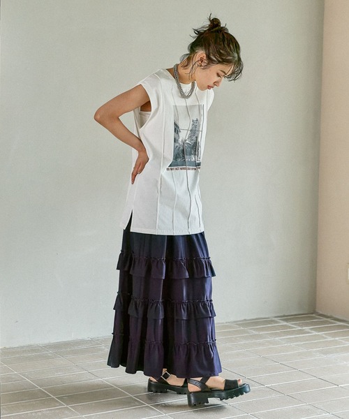 LEPSIM（レプシィム）の「フォトプリントBIGフレンチT　580737（Tシャツ/カットソー・レディース・チャコールグレー/オフホワイト/ホワイト・FREE）」の8枚目の写真