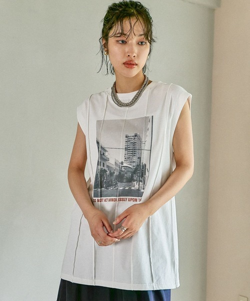 LEPSIM（レプシィム）の「フォトプリントBIGフレンチT　580737（Tシャツ/カットソー・レディース・チャコールグレー/オフホワイト/ホワイト・FREE）」の9枚目の写真