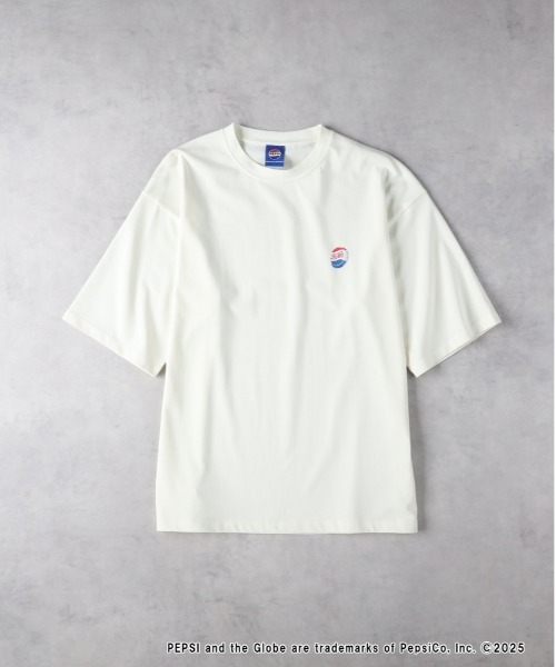 Right-on(ライトオン)の「【店頭で人気】【PEPSI】グラフィックプリントTシャツ(Tシャツ/カットソー・メンズ・キナリ/ダークグレー/ホワイト・M/L/XL)」の15枚目の写真