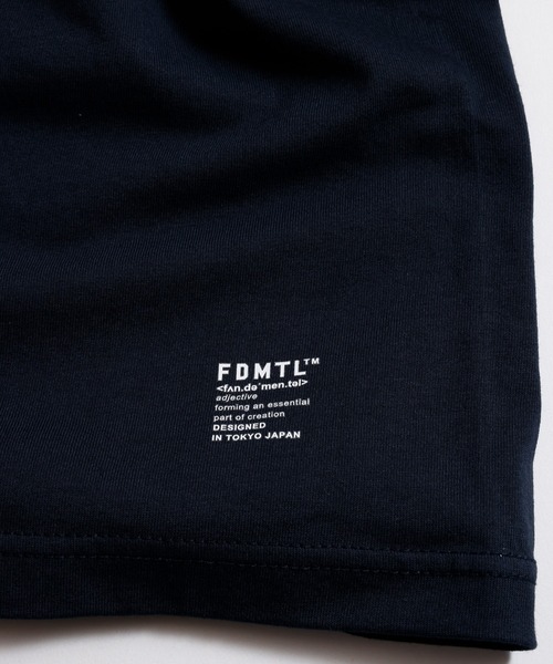 FDMTL（ファンダメンタル）の「FDMTL/ファンダメンタル/LOGO TEE（Tシャツ/カットソー・メンズ・ホワイト/ネイビー・3/2/4）」の10枚目の写真