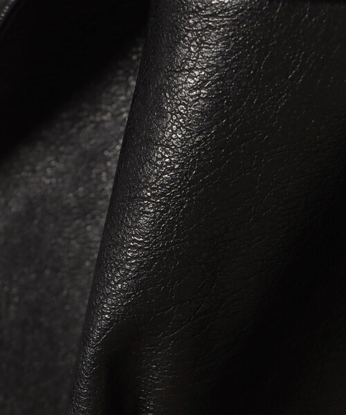 BEAMS HEART(ビームスハート)の「フェイクレザー ジャケット(テーラードジャケット・メンズ・ブラウン/ブラック・SMALL/MEDIUM/LARGE)」の5枚目の写真