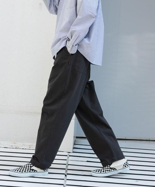 URBAN RESEARCH Sonny Label（アーバンリサーチサニーレーベル）の「ベーシックワイドイージーチノパンツ（その他パンツ・メンズ・ベージュ/ネイビー/ブラック/チャコールグレー・SMALL/MEDIUM/LARGE）」の3枚目の写真