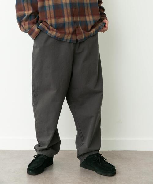 URBAN RESEARCH Sonny Label（アーバンリサーチサニーレーベル）の「ベーシックワイドイージーチノパンツ（その他パンツ・メンズ・ベージュ/ネイビー/ブラック/チャコールグレー・SMALL/MEDIUM/LARGE）」の15枚目の写真