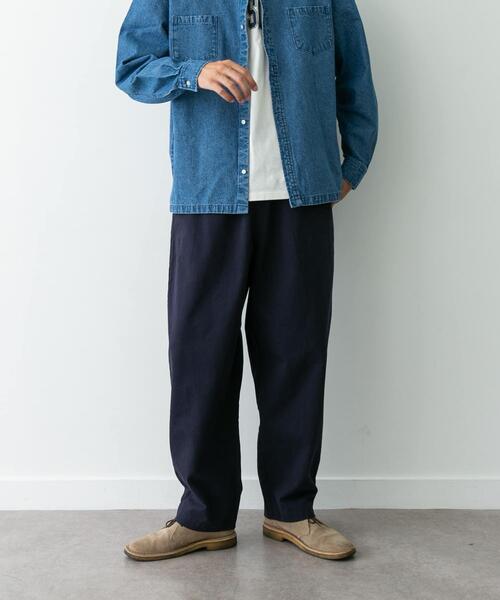 URBAN RESEARCH Sonny Label（アーバンリサーチサニーレーベル）の「ベーシックワイドイージーチノパンツ（その他パンツ・メンズ・ベージュ/ネイビー/ブラック/チャコールグレー・SMALL/MEDIUM/LARGE）」の22枚目の写真