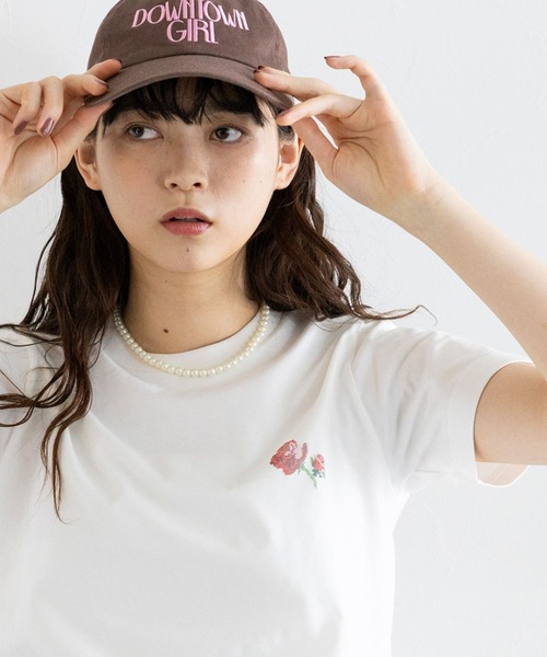 RAGEBLUE(レイジブルー)の「ピクセルフラワープリントTシャツ(Tシャツ/カットソー・レディース・ネイビー/ホワイト/ブラウン・FREE)」の2枚目の写真