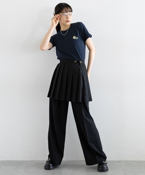 RAGEBLUE(レイジブルー)の「ピクセルフラワープリントTシャツ(Tシャツ/カットソー・レディース・ネイビー/ホワイト/ブラウン・FREE)」の19枚目の写真
