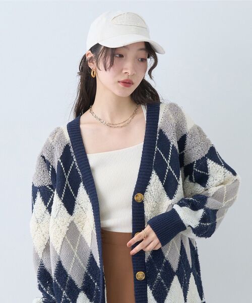 earth music&ecology(アースミュージックアンドエコロジー)の「ダメージロゴキャップ(ニットキャップ/ビーニー・レディース・チャコールグレー/アイボリー/レッド・FREE)」の12枚目の写真