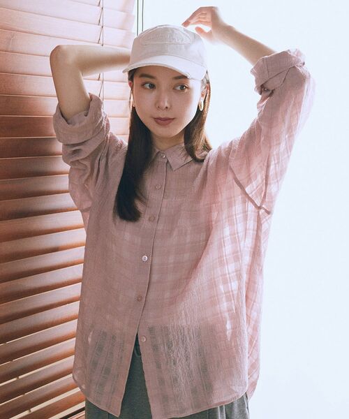 earth music&ecology(アースミュージックアンドエコロジー)の「ダメージロゴキャップ(ニットキャップ/ビーニー・レディース・チャコールグレー/アイボリー/レッド・FREE)」の17枚目の写真