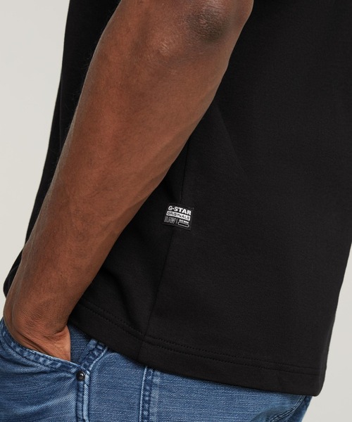 G-STAR(ジースター)の「Destroyed Old Skool Logo T-Shirt/グラフィックプリントクラシックロゴTシャツ(Tシャツ/カットソー・メンズ・ダークオリーブ/ダークブラック/ホワイト・X-LARGE/LARGE/MEDIUM/SMALL)」の16枚目の写真