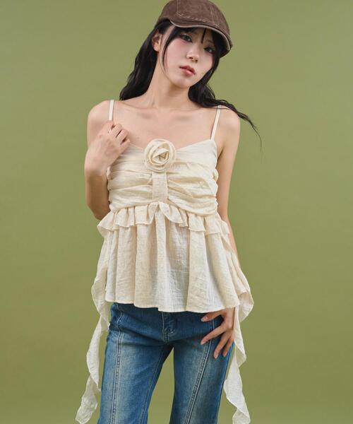 dispark（ディスパーク）の「DISPARK/フロントローズサイドテールキャミ（キャミソール・レディース・ブラック/ベージュ・FREE）」の2枚目の写真