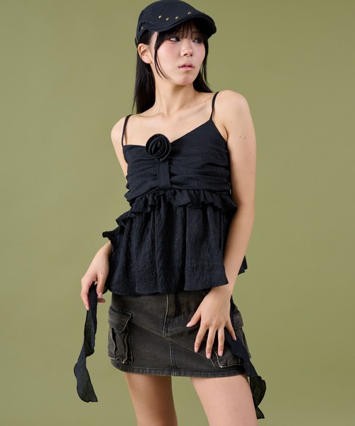 dispark（ディスパーク）の「DISPARK/フロントローズサイドテールキャミ（キャミソール・レディース・ブラック/ベージュ・FREE）」の4枚目の写真