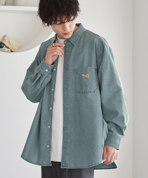 PENNEYS（ぺニーズ）の「PENNEYS/ペニーズ 別注 THE FOX ロゴ ワンポイントワッペン刺繍  ヴィンテージ加工 オーバーサイズ レギュラーカラー  デニムシャツ（シャツ/ブラウス・レディース・ネイビー/ブラック/ブルー・L/M）」の9枚目の写真