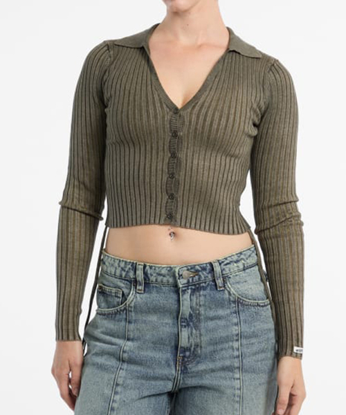 Guess（ゲス）の「GUESS/ゲス GO SHIRRED TIE CARDIGAN（ニット/セーター・レディース・チャコールグレー・SMALL）」の7枚目の写真