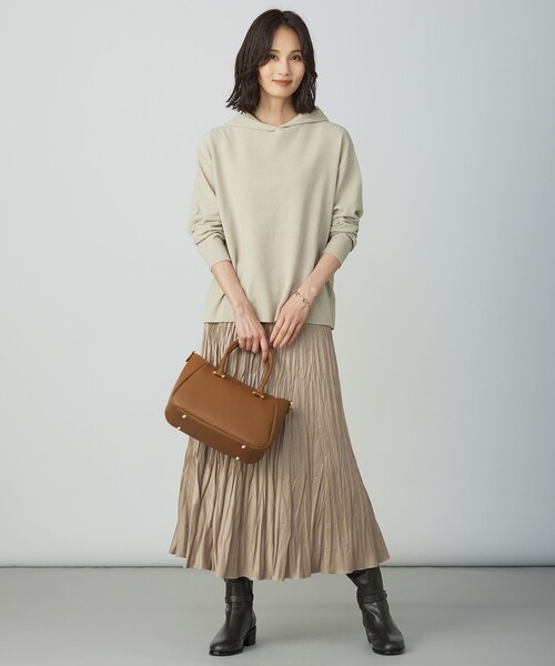 J.PRESS Ladies（J.プレス レディス）の「CHENILLE フーデッド ニット（ニット/セーター・レディース・ベージュ系/ライトグレー系/ブラック系・SMALL）」の6枚目の写真