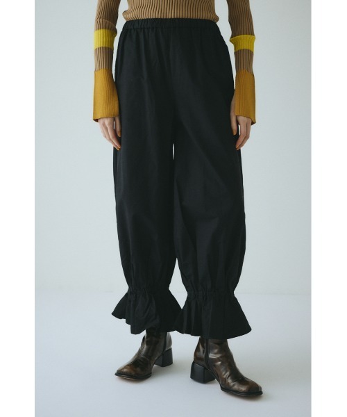 HeRIN.CYE(ヘリンドットサイ)の「Frill hem balloon pants フリルヘムバルーンパンツ(その他パンツ・レディース・マジェンタ/ブラック・36/38)」の2枚目の写真