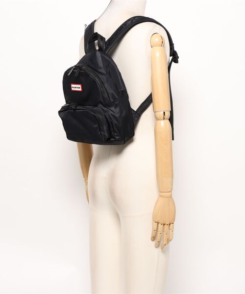 HUNTER(ハンター)の「HUNTER/ハンター バックパック ナイロン クラシック ミニ NYLON CLASSIC MINI BACKPACK 撥水 UBB5510KBM(バックパック/リュック・レディース・ブラック/アイボリー/ライトブルー・FREE)」の7枚目の写真