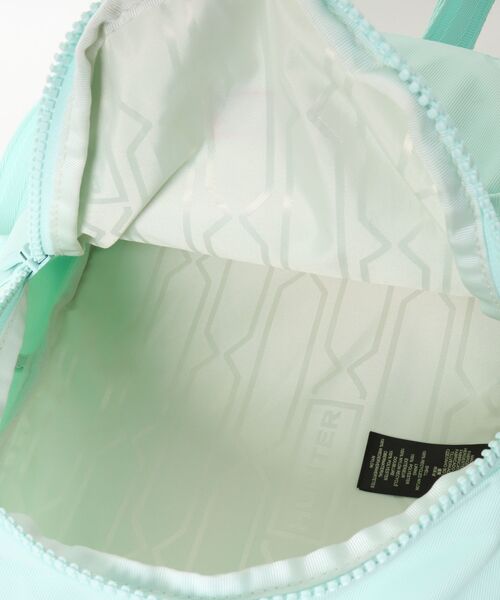 HUNTER(ハンター)の「HUNTER/ハンター バックパック ナイロン クラシック ミニ NYLON CLASSIC MINI BACKPACK 撥水 UBB5510KBM(バックパック/リュック・レディース・ブラック/アイボリー/ライトブルー・FREE)」の14枚目の写真