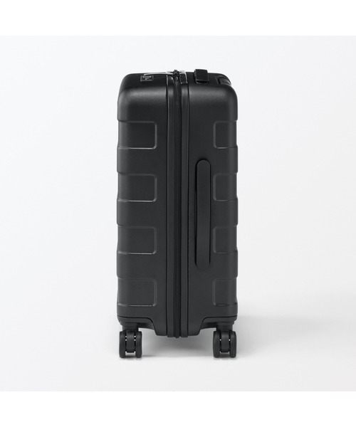 バーを自由に調節できる フロントオープンキャリーケース（32L