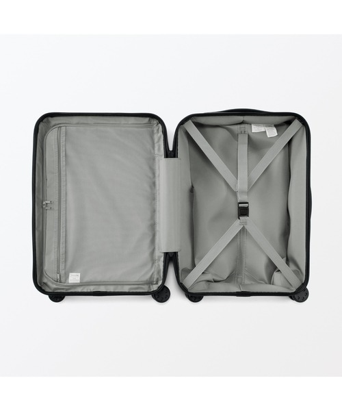 バーを自由に調節できる フロントオープンキャリーケース（32L