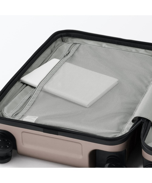 バーを自由に調節できる フロントオープンキャリーケース（32L