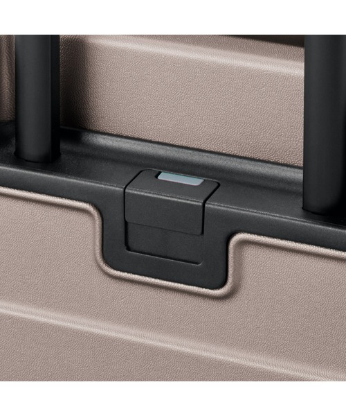 バーを自由に調節できる フロントオープンキャリーケース（32L