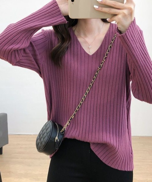cammie(キャミー)の「Vネックシンプルリブニット(ニット/セーター・レディース・パープル/グレー/ブラック/モカ・F)」の20枚目の写真