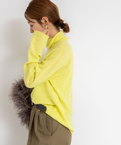 Rie Miller（リエミラー）の「PUREカシミヤタートルネックニット（ニット/セーター・レディース・ベビーピンク/サックスブルー/チャコールグレー/イエロー/ブラウン/グリーン・38）」の22枚目の写真