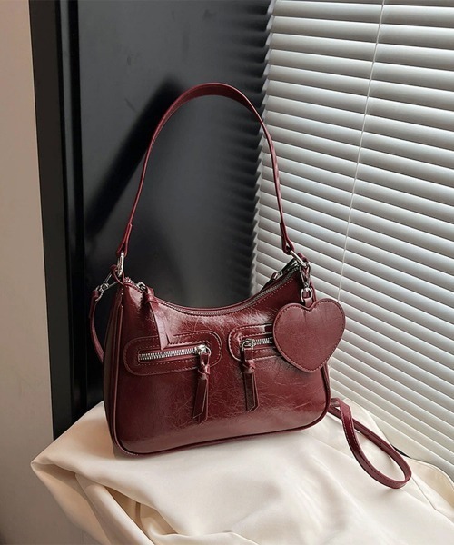 Miniministore(ミニミニストア)の「レトロショルダーバッグ ハートチャーム付(ショルダーバッグ・レディース・アイボリー/ブラック/ブラウン/キャメル/ワインレッド・FREE)」の19枚目の写真