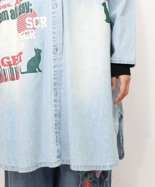 ScoLar（スカラー）の「153607：スカラーグラフィック柄デニムコート（デニムジャケット・レディース・ブルー/ネイビー・M）」の19枚目の写真