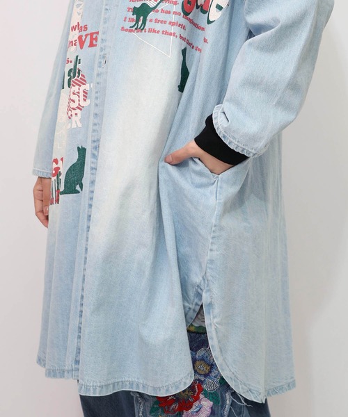 ScoLar（スカラー）の「153607：スカラーグラフィック柄デニムコート（デニムジャケット・レディース・ブルー/ネイビー・M）」の20枚目の写真