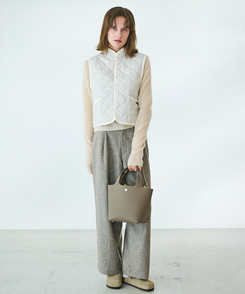 ADAWAS(アダワズ)の「ADAWAS |〈別注〉カシミヤ シアーセーター WOMEN(ニット/セーター・レディース・グリーン/ブラック/グレー/ピンク/アイボリー・ONE)」の16枚目の写真