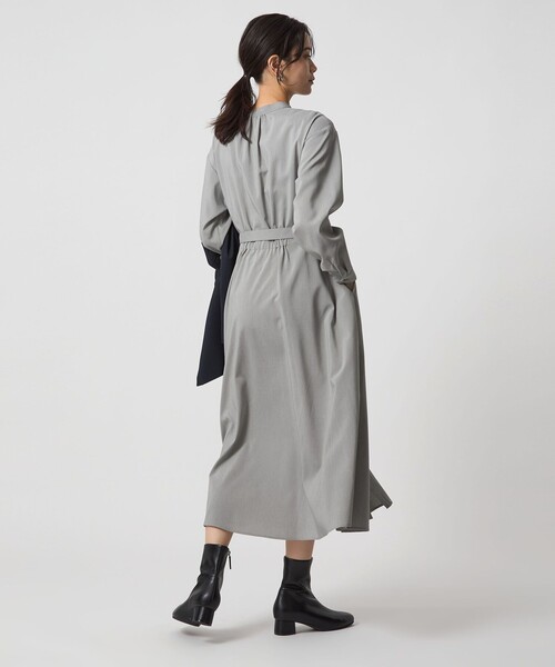 green label relaxing（グリーンレーベルリラクシング）の「ウエスト ベルト ロングスリーブ ワンピース マシンウォッシャブル（ワンピース・レディース・モカ/ネイビー/ライトグレー・FREE）」の14枚目の写真