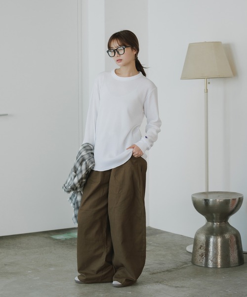 Champion(チャンピオン)の「Champion/チャンピオン LONG SLEEVE T-SHIRT ワッフルT(Tシャツ/カットソー・メンズ・ネイビー/オリーブ/ブラック/ホワイト・XL/L/M)」の17枚目の写真
