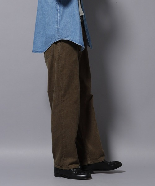 NANO universe（ナノユニバース）の「コーデュロイイージーバギーパンツ（その他パンツ・メンズ・ブラック/ブラウン/ライトベージュ・S/M/L）」の4枚目の写真