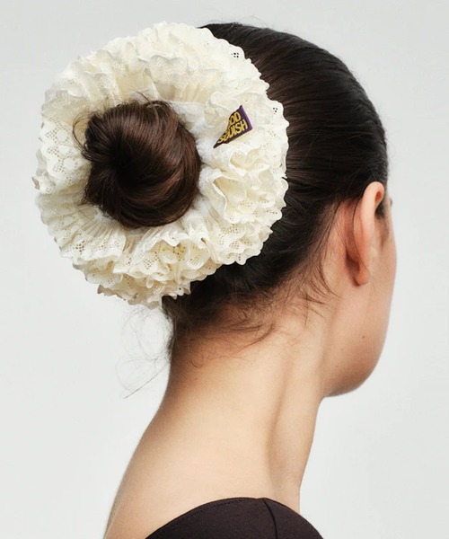 Wedding on a Wednesday（シュシュ）｜GOOD SQUISH（グッドスク