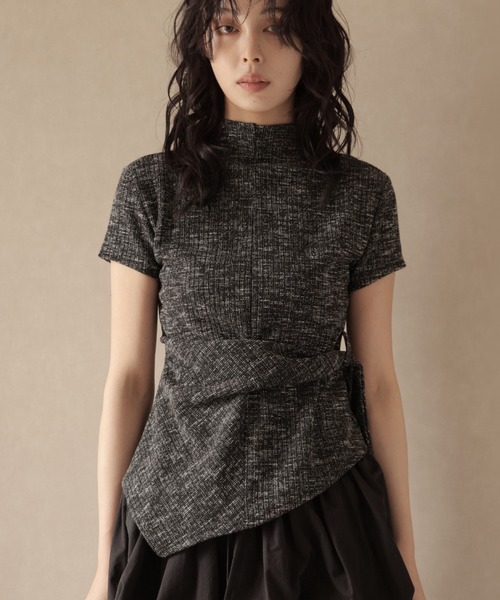 Ulysses(ユリシス)の「アームウォーマー付ウエストデザイン半袖トップス(Tシャツ/カットソー・レディース・ブラウン/ブラック・M/S)」の11枚目の写真