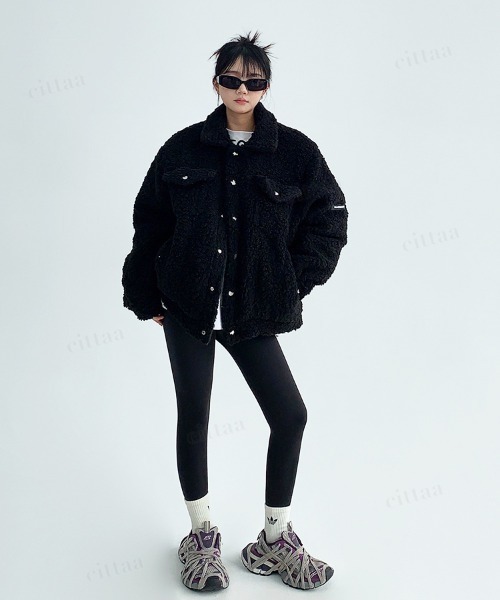 Dalfwin（ダールフィン）の「韓国ファッション 袖ラベルボアジャケット（ブルゾン・レディース・ベージュ/ブラック/グレー・FREE）」の11枚目の写真