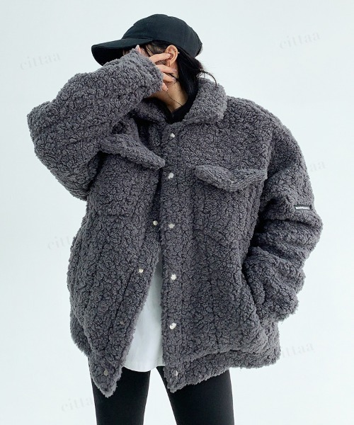 Dalfwin（ダールフィン）の「韓国ファッション 袖ラベルボアジャケット（ブルゾン・レディース・ベージュ/ブラック/グレー・FREE）」の15枚目の写真