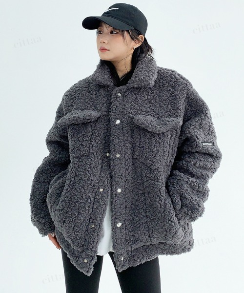 Dalfwin（ダールフィン）の「韓国ファッション 袖ラベルボアジャケット（ブルゾン・レディース・ベージュ/ブラック/グレー・FREE）」の16枚目の写真